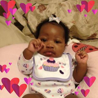 Profile Picture of Annie Sample (Akbbm) (@sparkle.morton.5) on Facebook