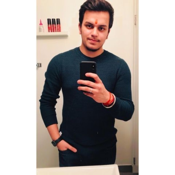 Profile Picture of Anirudh Sharma (@anirudhxsharma) on Poshmark