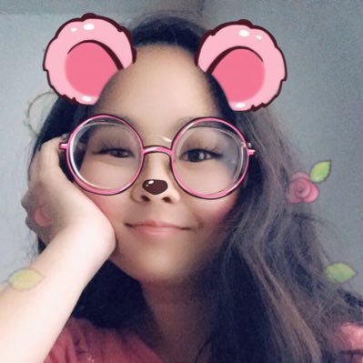 Profile Picture of Nikki (bloom!!!  🌺 ) (@okikkin) on Twitter