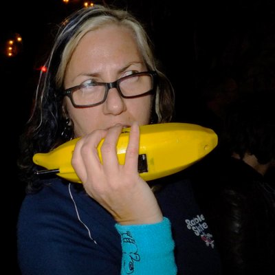 Profile Picture of Susan Bradley (@@lowercasetype) on Twitter
