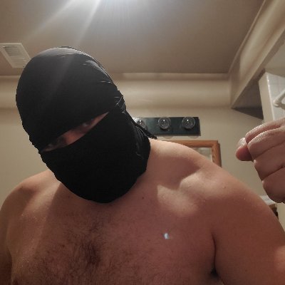 Profile Picture of CrimsomBlaze (@StevenHudgins12) on Twitter