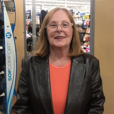 Profile Picture of Dee Hughes (@DeeHugh47633402) on Twitter