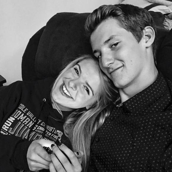 Profile Picture of Gabriel Chamberlain (@gabechamber) on Poshmark