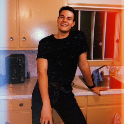 Profile Picture of Garret Thompson (@terrag99) on Twitter