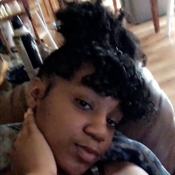 Profile Picture of Kerrion Franklin (@kerrionravine) on Poshmark