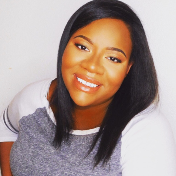 Profile Picture of Tanya Bates (@tanyabb) on Poshmark