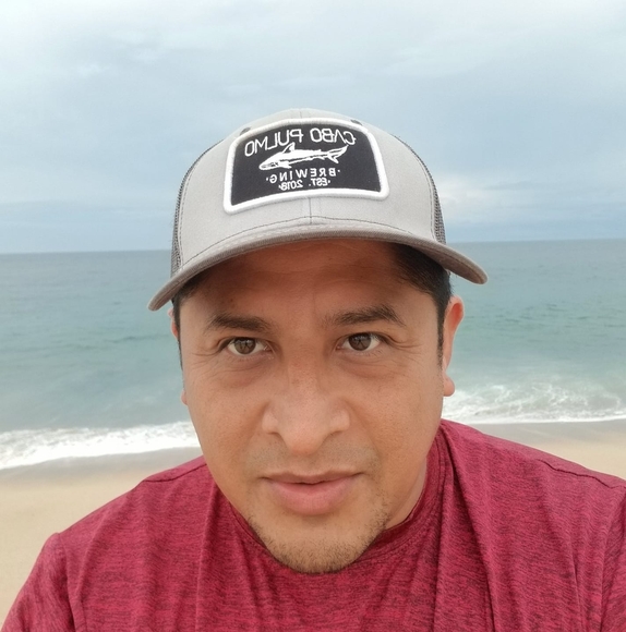 Profile Picture of Salo Brackner (@azultequila51) on Poshmark