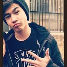 Profile Picture of Alex Rushing (@CuddleyXCalum1) on Twitter