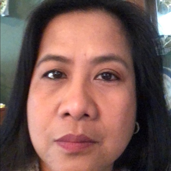 Profile Picture of Marivic Julow (@mjulow) on Poshmark