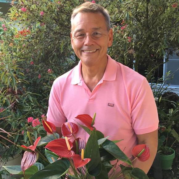 Profile Picture of Michael Carius (@michony98) on Poshmark