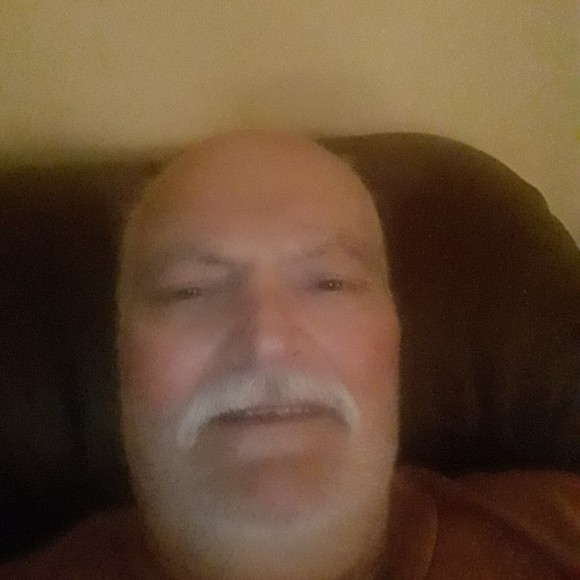 Profile Picture of Ted Otterson (@tedotterson) on Poshmark