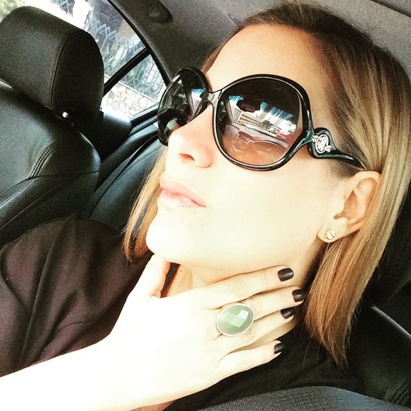 Profile Picture of Mildre Marott (@mildremarott) on Poshmark