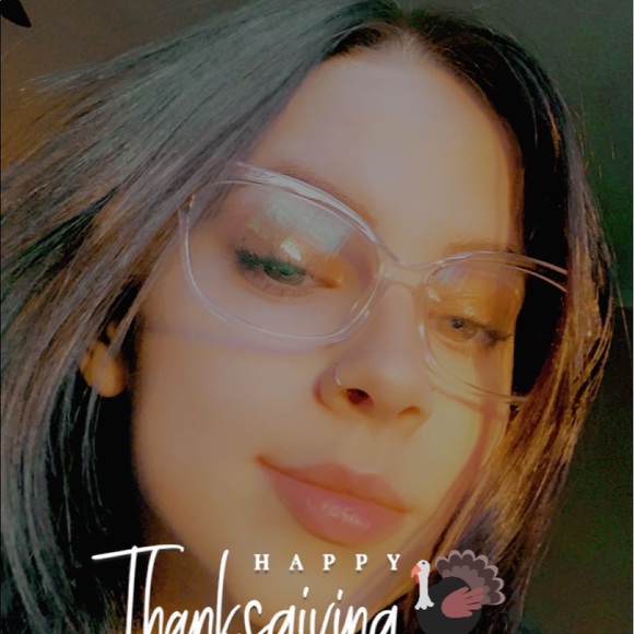 Profile Picture of Catilyn Eggli (@catilyn16) on Poshmark