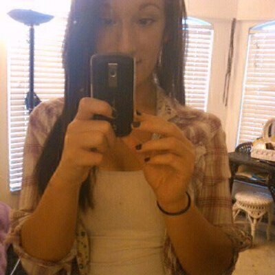 Profile Picture of Jillian (@YuCantSeeMee) on Twitter