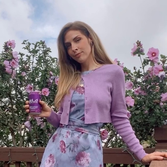 Profile Picture of Ashley Knolla (@ashthekay) on Poshmark