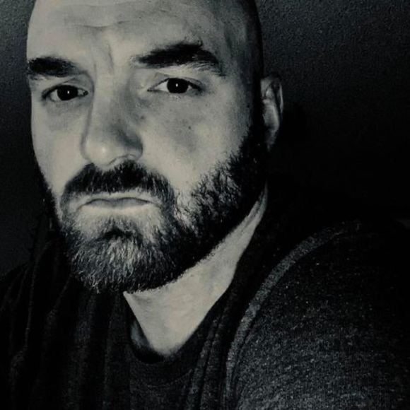 Profile Picture of Joshua Dickerson (@happymk2) on Poshmark