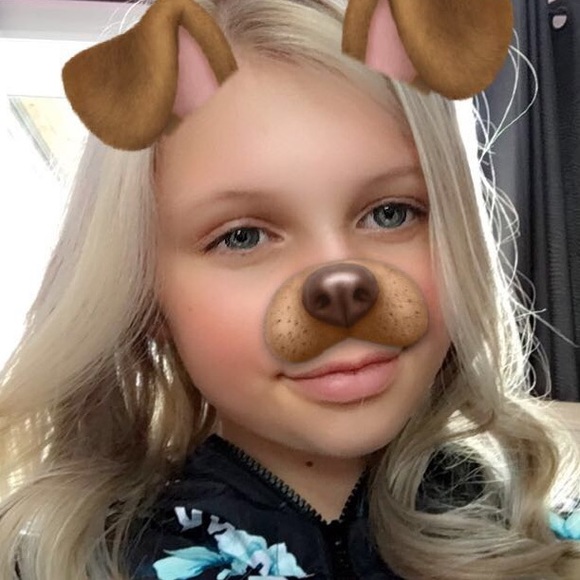 Profile Picture of Brooke Reid (@brookereid20) on Poshmark