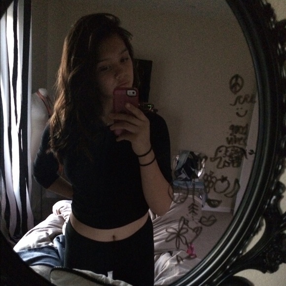 Profile Picture of Brianna Seidler (@bkristine) on Poshmark