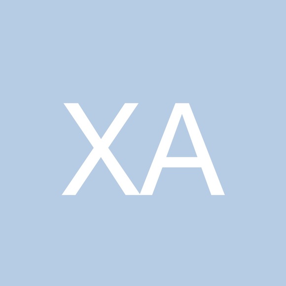 Profile Picture of Xandra Aarestad (@xandraaarestad) on Poshmark