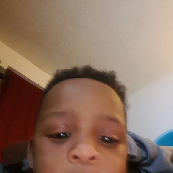 Profile Picture of Sheldon Walker (@sheldon1819) on Poshmark