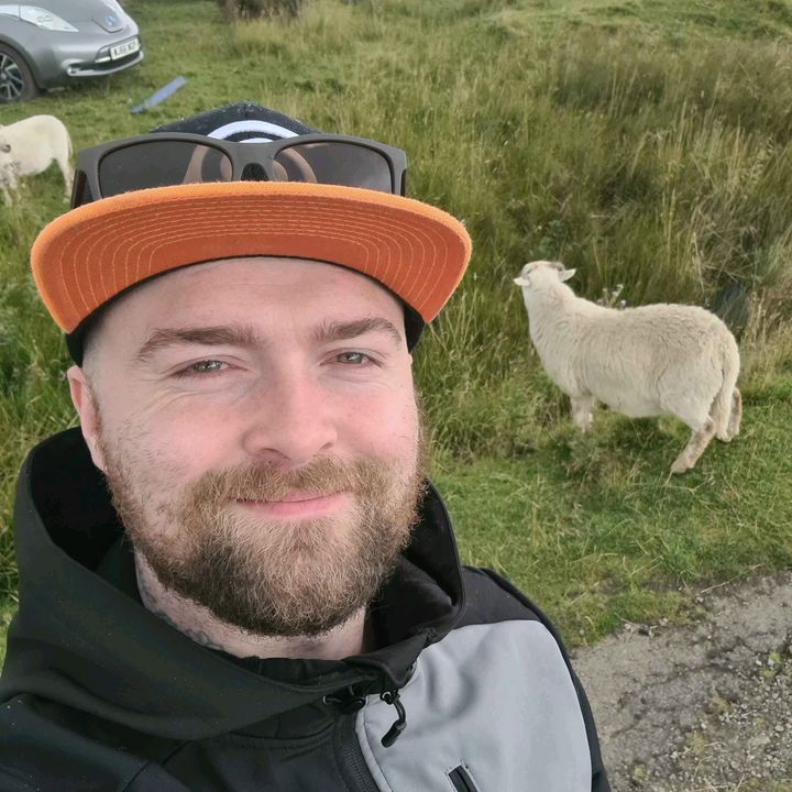 Profile Picture of Adz William Richard Matthews (@adamsteven95) on Tiktok