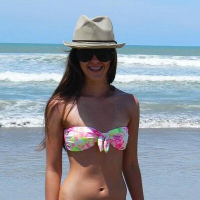 Profile Picture of Nadia Enriquez (@nadia_enriquez) on Twitter