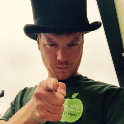 Profile Picture of Carl'Carlos'Thomson (@RusticButTasty) on Twitter