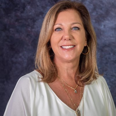 Profile Picture of Barbara Lawrence (@baumlerlawrence) on Twitter