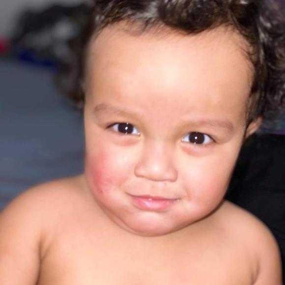 Profile Picture of Keikomaailiz Barnabas (@keikomaailiz) on Poshmark