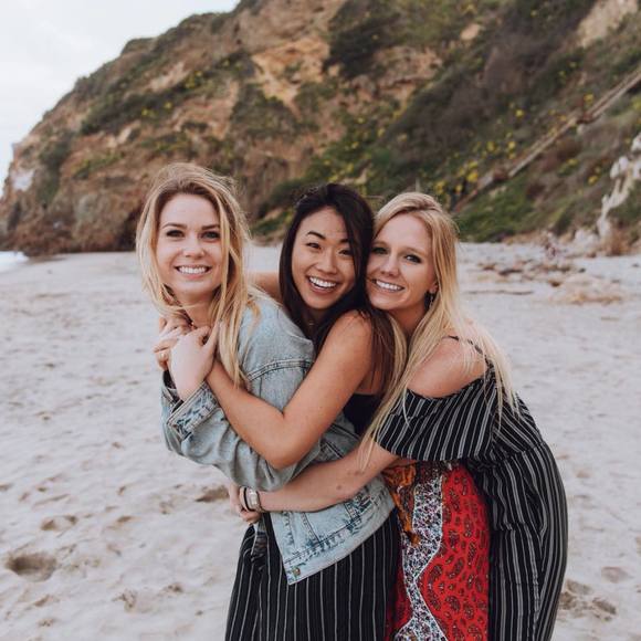 Profile Picture of Amber Liu (@abliu) on Poshmark