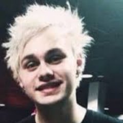 Profile Picture of Nicole (@CameronxMichael) on Twitter