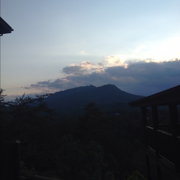 Profile Picture of Kylee Meyer (@loveit555) on Poshmark