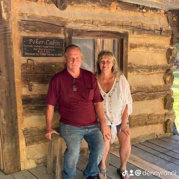 Profile Picture of dennyronni (@dennyronni) on Tiktok