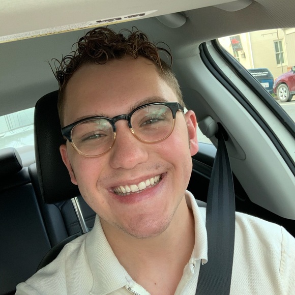 Profile Picture of Tanner Boeckmann (@tannerboeckmann) on Poshmark