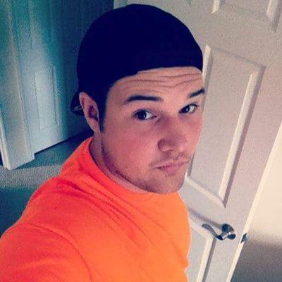 Profile Picture of Clinton_Luke_Love (@clint_red) on Twitter