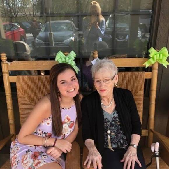 Profile Picture of Nevaeh Rhom (@nevaehrhom) on Poshmark