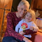 Profile Picture of Michele Ocker Holman (@mitchrenee) on Instagram