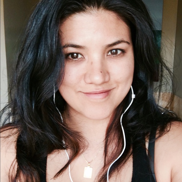 Profile Picture of Cori Uchida (@cuchida) on Poshmark