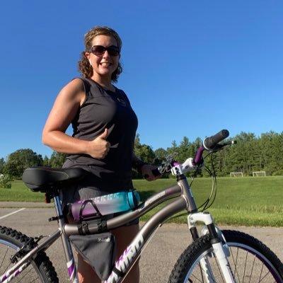 Profile Picture of Chanda Edwards (@chandae412) on Twitter