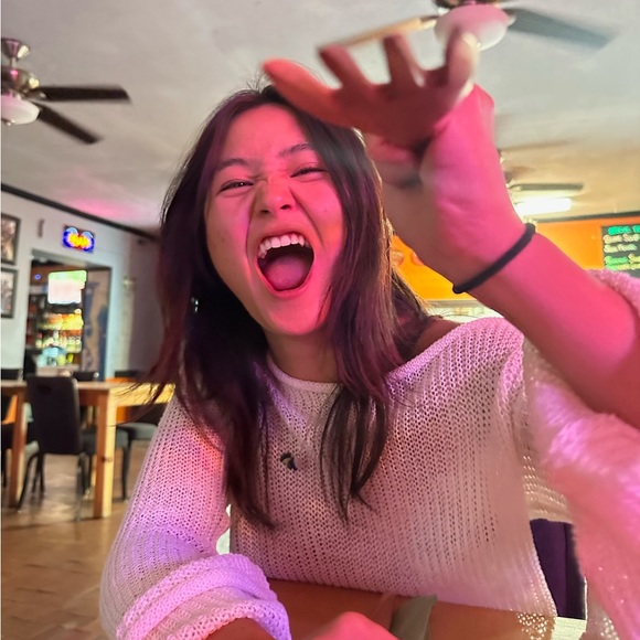 Profile Picture of Avery Mclaughlin (@averymcl) on Poshmark