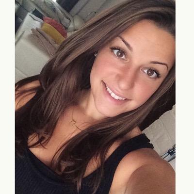 Profile Picture of Valerie Reid (@ValerieGrace10) on Twitter
