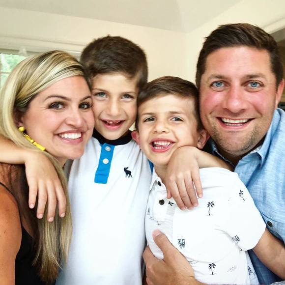 Profile Picture of Kelly Gompers (@kelg42) on Poshmark