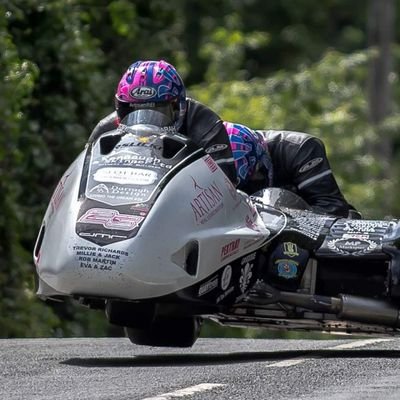 Profile Picture of Craig Melvin Mk2 (@Chaz__Monkey) on Twitter
