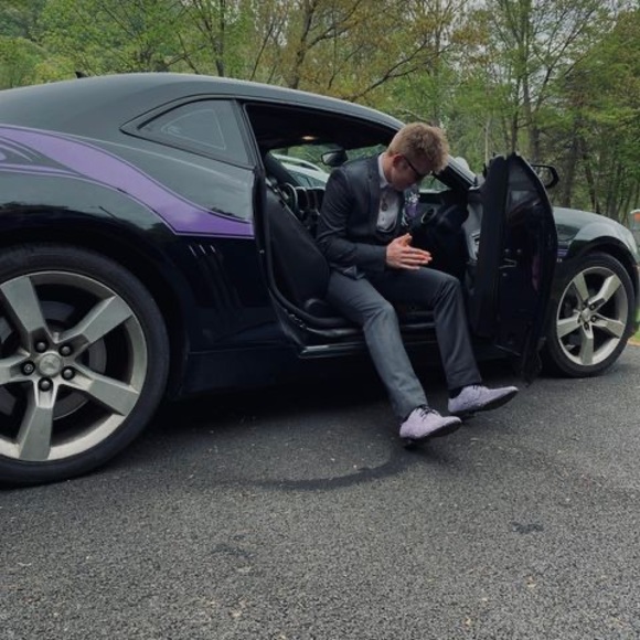 Dylan Grubb - Poshmark Profile Picture of Dylan Grubb (@dylangrubb85) on Poshmark