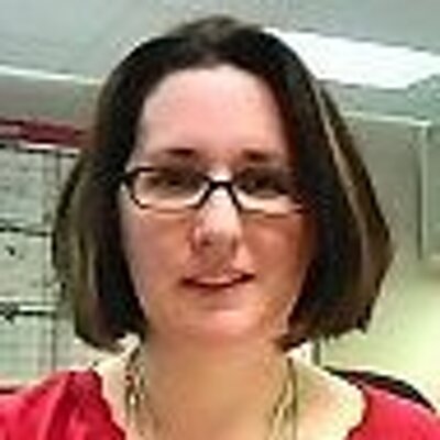 Profile Picture of Cindy Cates (@cclaluna) on Twitter
