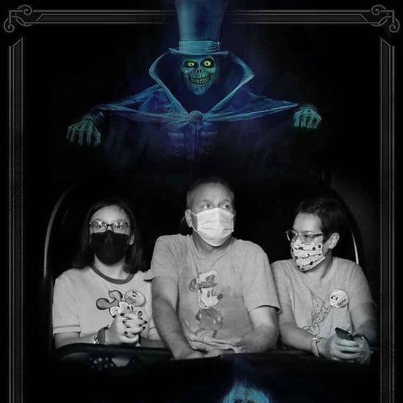 Profile Picture of Andrea Barron taylor (@astaylor115) on Poshmark