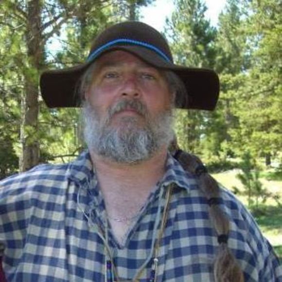 Profile Picture of Lon Cayot (@cavscout70) on Poshmark