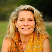 Profile Picture of Janet Farnsworth (@JanetFarnsworth) on Youtube