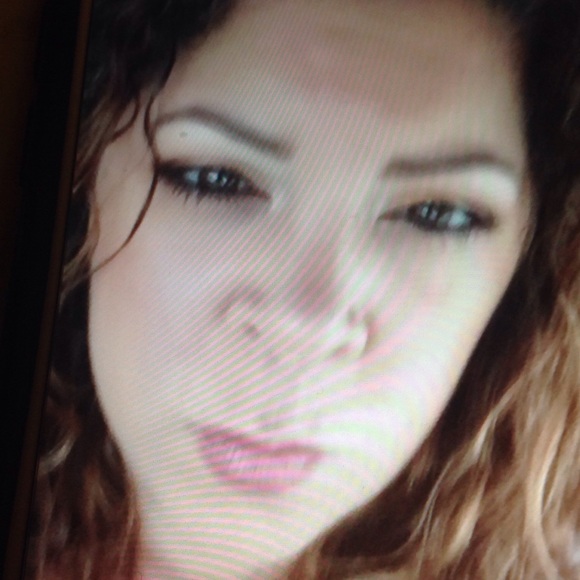 Profile Picture of Kerri Giorgio (@kerrigiorgio) on Poshmark