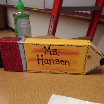 Profile Picture of April Hansen (@ahansen221) on Twitter